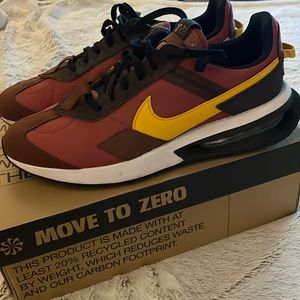 Nike Air Max Pre Day Size 12 Cedar, Yellow, White